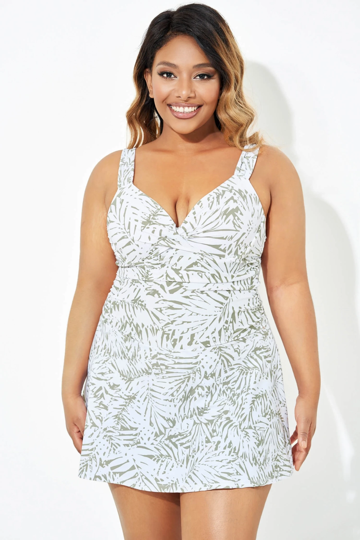 Fashionable Leaf Printed Twist Front Underwire Swimdress 3 Fashionable Leaf Printed Twist Front Underwire Swimdress