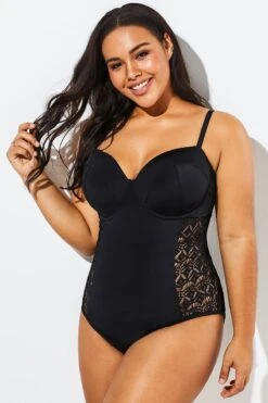 Black Backless Crochet Underwire One Piece Swimsuit -Luna Marina Store b sfop1911084 3