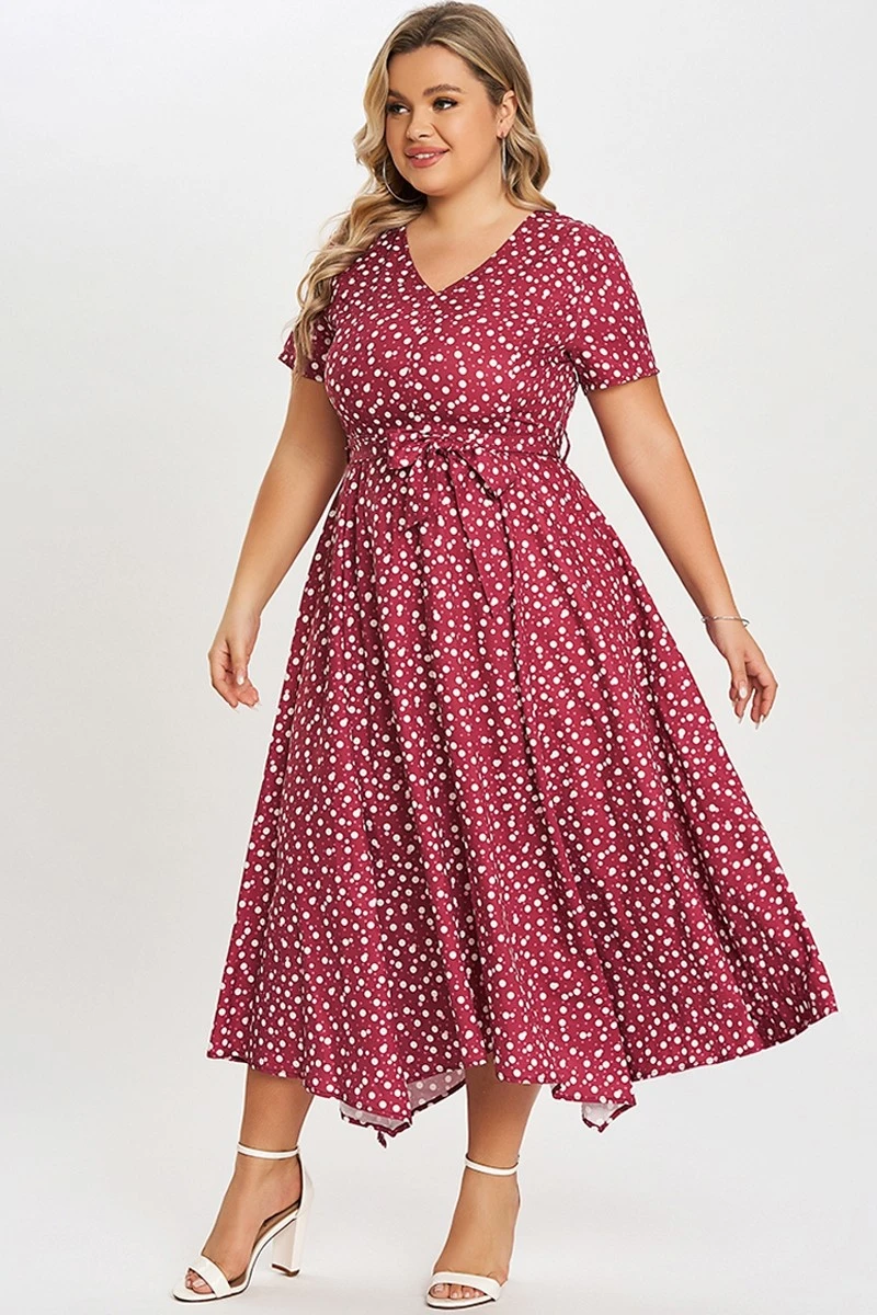 Pretty Print Short-Sleeve Sharkbite Hem Midi Dress 8 Pretty Print Short-Sleeve Sharkbite Hem Midi Dress - Image 6