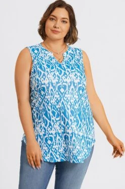 Blue & White Hem Sleeveless Notched V Neck Tank Top